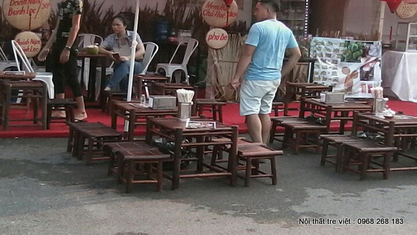 cho the ban ghe tre hoi cho