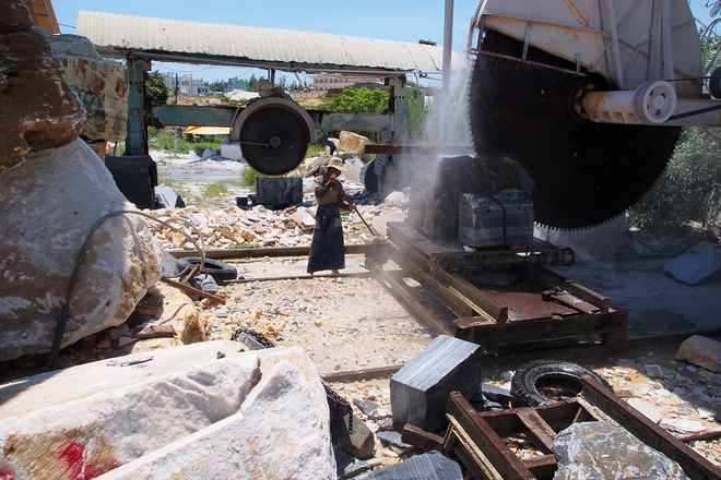 Làng nghề đá mỹ nghệ non nước